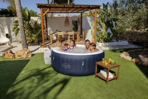 Najlepsze cechy Lay-Z-Spa Miami - idealne jacuzzi do ogrodu