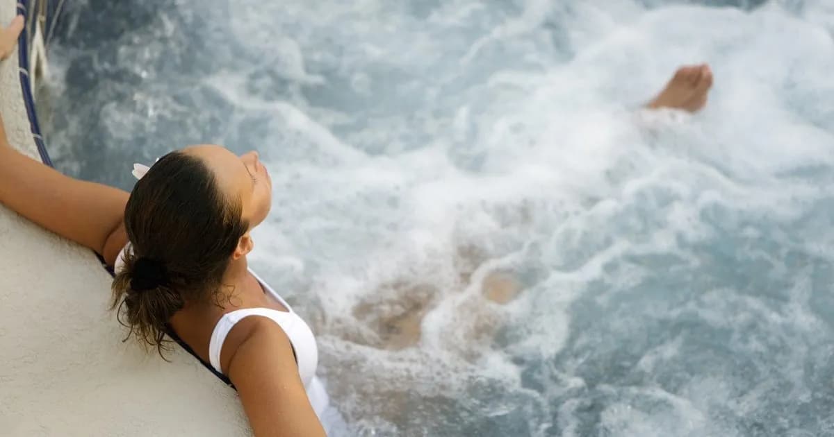 Jak korzystać z jacuzzi w hotelu – uniknij najczęstszych błędów